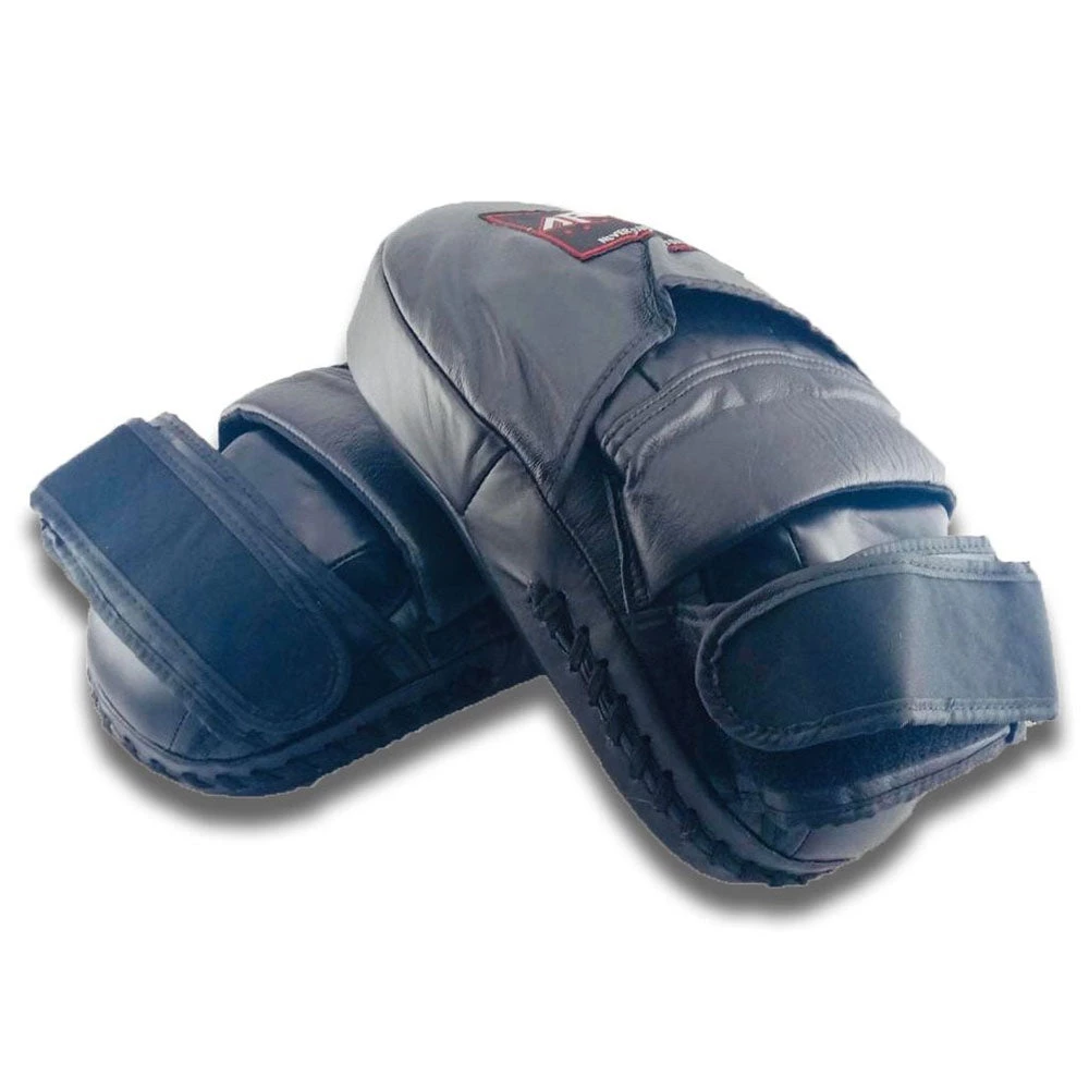 Muay Thai Arwut Focus Mittys Hybrid 4 Muay Thai Arwut Focus Mittys Hybrid