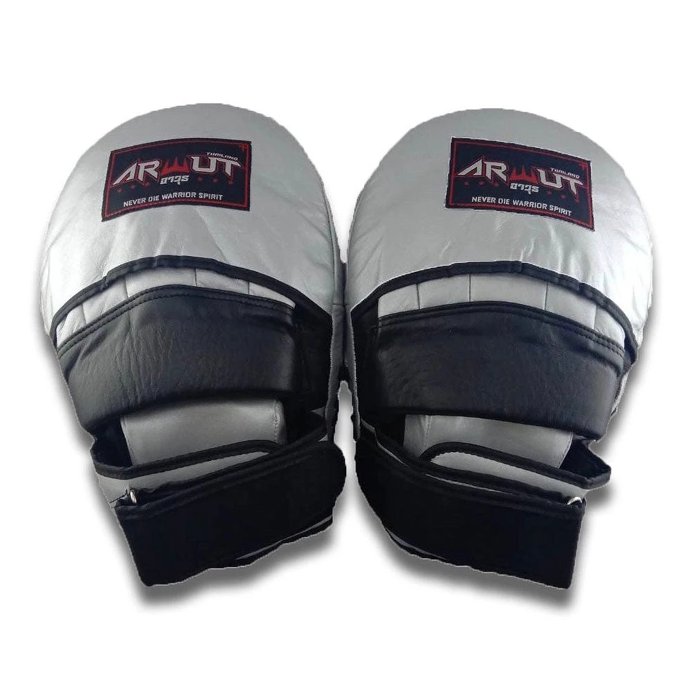 Muay Thai Arwut Focus Mittys Hybrid 12 Muay Thai Arwut Focus Mittys Hybrid
