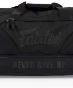 Muay Thai Fairtex Package 3: Blue Gloves + Blue Shin Guards + Black Gear Bag + Blue Hand Wraps 12 Muay Thai Fairtex Package 3: Blue Gloves + Blue Shin Guards + Black Gear Bag + Blue Hand Wraps