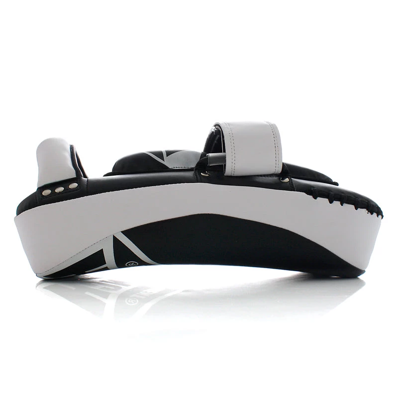 Thai Pads Curved - Punch Equipment Muay Thai Pads 7 Thai Pads Curved - Punch Equipment Muay Thai Pads