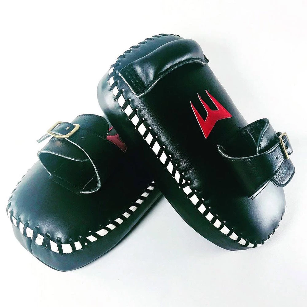 Muay Thai Arwut Kick Pads KP2 3 Muay Thai Arwut Kick Pads KP2