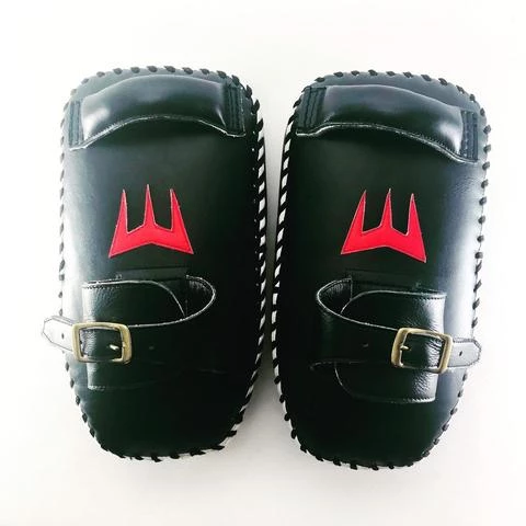 Muay Thai Arwut Kick Pads KP2 9 Muay Thai Arwut Kick Pads KP2